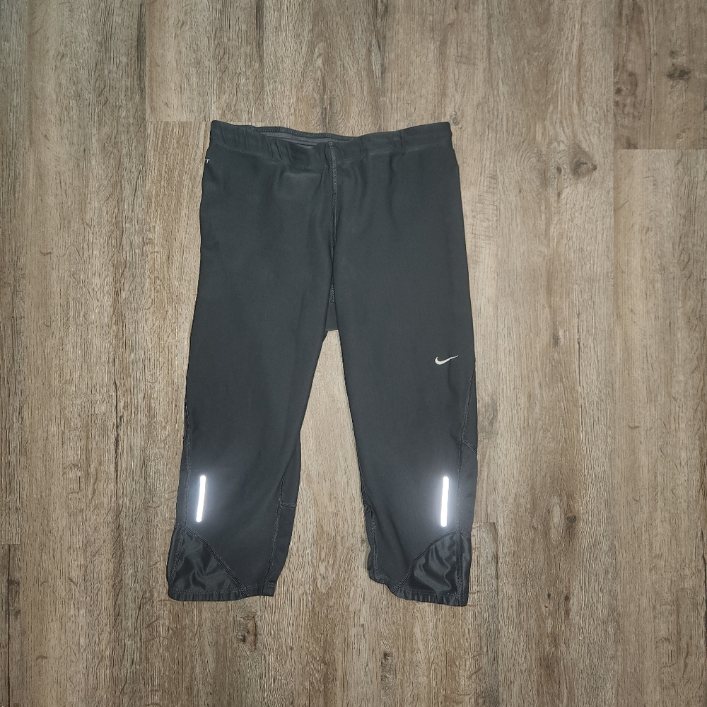 Woman's nike leggings